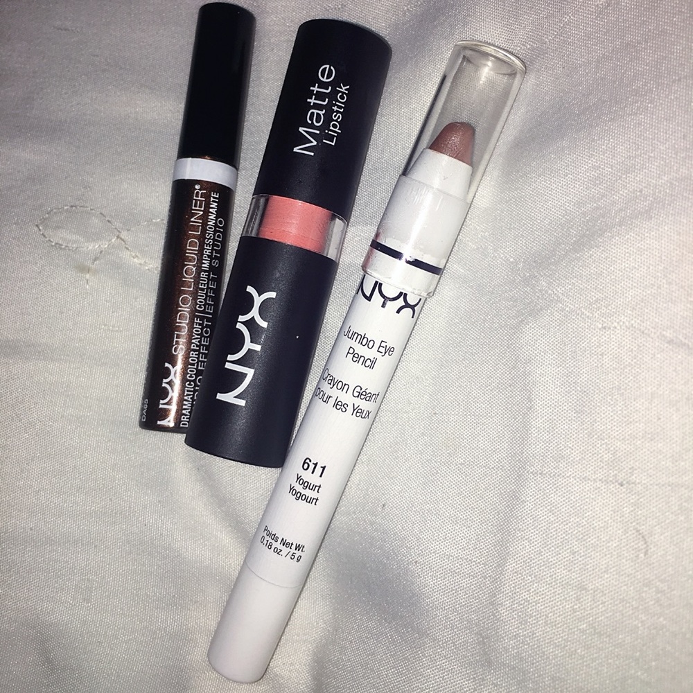 MAKE AN OFFER.Eyeliner, matte lipstick eye pencil